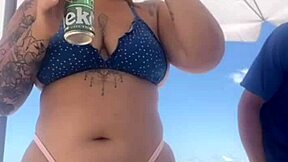 quase transamos na praia lotada with exhibitionists crossdressing flashing big cock