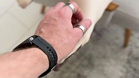 having fun playing with my feet in a casual way today 🦶😊