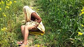 Indian Outdoor Sex Desi Teen 18+ Fucking In Hindi