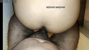 Indian Desi Bhabhi With Big Tits Gets Fucked Doggystyle By Hot Neighbor With Cumshot And Hindi Audio