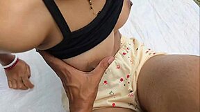 Desi Village Girl Outdoor Fucking Boyfriend! Asian Teen With Small Tits And Shaved Pussy In Romantic Ranch Sex!