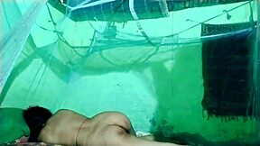 Indian hot girlfriend TAKES big cock in cowgirl and doggystyle during homemade interracial fucking with deepthroat