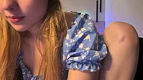 blond girl playing in doggystyle... she fingers her shaved pussy wet