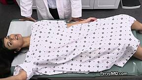 Latina patient receives doctor's medication from behind in a hospital setting.