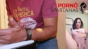 novinha de 18 assiste pornô da mãe e vai sentar no mesmo pau