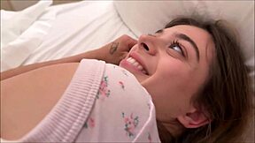 Sharing bed with tiny 18+ step sis molly little in family therapy