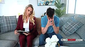 uhh cia agent lets hacker freeuse her to get info... sadie rose cncmom