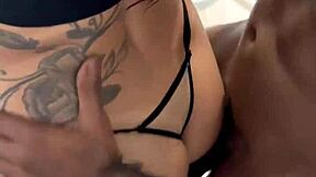 Oh Damn, Descending for Ifood Turned into Quick Dirty Fuck with Neighbor in Fishnets!