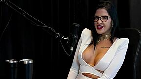 foi convidada a trabalhar por sua simpatia sempre fez quest�es de gentileza e abriu sua pr�pria cl�nica - leticia braga watch on sheer red in blonde brazilian casting