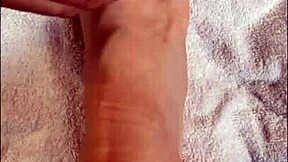 Hablando Con Mis Seguidores Y Muestro Mis Pies