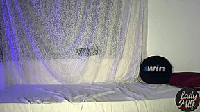 Hey, my boyfriend's roommate went hard without protection and I came all over his big cock 😈🍆