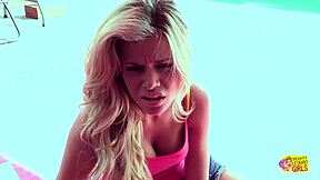 They Woke Up Next To One Guy Deciding To Fuck Themselves