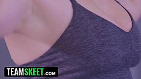 Hey, check out Riley Reign and Ken Feels in this athletic workout with cowgirl riding and spanking! 💪