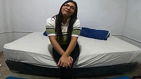 the beautiful young girl came over to fuck with him