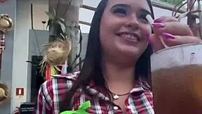 Boate Liberal Dei No Sal�o Na Frente De Todo Mundo