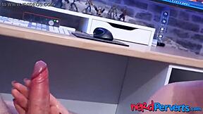 i tricked this plump young woman with huge natural tits during casting