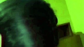 moreno pichulon le come la concha a universitaria peruana en el centro de lima