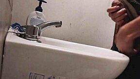 Huge Cock Masturbation Leads To Massive Cumshot