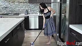 jenna ross and sovereign syre explore housekeeper threesome dreams with lesbian sucking