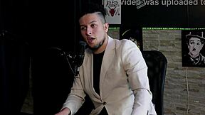 Explicou sobre as preliminares na massagem leva seu trabalho a sério ampliou seus conhecimentos do corpo feminino e no squirting - cadu sem fôlego watch on sheer red