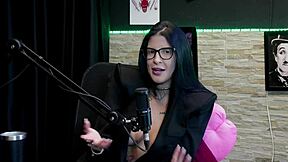 I never fucked on a pool table the client liked a ground wire gave pussy on the plane and even got 23 bouquets of flowers but