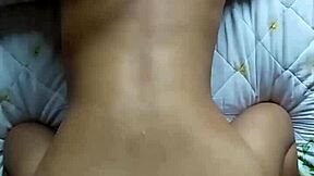 El amigo de mi esposo me trata como su puta y se siente bien rico con mi big ass latina body in homemade doggystyle 😈🍑