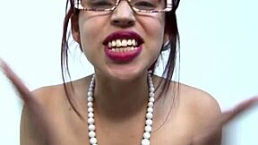 shary teaches everyone how to masturbate and get cum