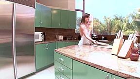 Sami St Claire And Delilah Davis Finger And Lick Each Other In Lesbian Muff Diving