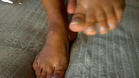 I love my girlfriends beautiful little 18+ feet with dirty talk and femdom fetish in bedroom!