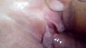 this putita in her robe is all hot and giving up that coño