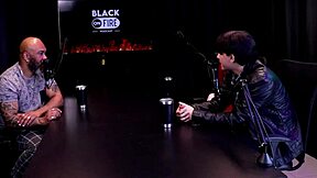 era um clt ferrado recebeu convite pra entrar no pornô a mãe deu um conselho transou com uma menina que gemia alto e quase foi preso - yastrixx watch on sheer red, casual chat about casting interview