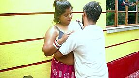 Desi Hot Lady Mampi Bhabhi Gets Hardcore Fucked by Milkman Antim Alone at Home in Full Movie