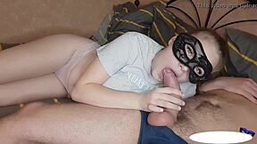 小骚货激情吸吮后吞热精