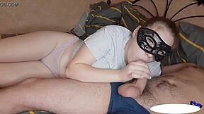 小骚货激情吸吮后吞热精