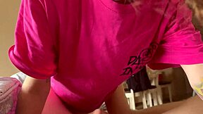 oh wow my hottie slut girlfriend gave me this incredible blowjob