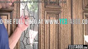 Desperate Filipina Milf Fucks Big Dick Stranger in Doggystyle to Get Knocked Up