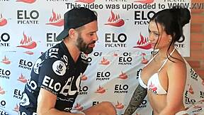 嘿Lorena宝贝秀大奶再来猛干