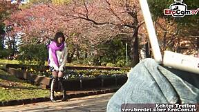 虔诚亚洲毛茸茸少女18+在可爱中出试镜里破处