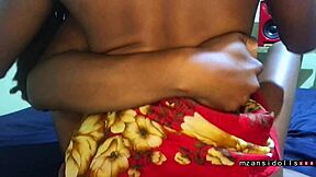 18岁少女骑屌如婊子内射高潮