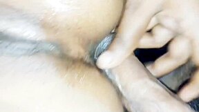 硬核紧肛猛捅印度Neha Bhabhi张屁眼？