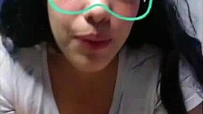 hey check out this jovencita flashing her calzones on cam in naughty teen voyeur style