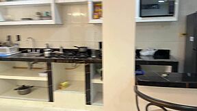 Me aprovecho que mi HERMANASTRO me pide ayuda para FOLLARLA DURO y VENIRME en su ESTRECHO coño!