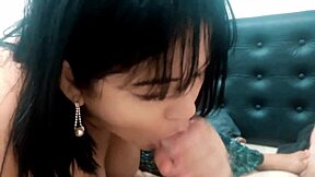 Professora Gives Blowjob And Aluno Cums In Mouth By Accident Then Swallows To Keep Secret