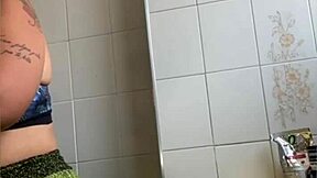 uhh i think this married woman records cooking videos but really she's just flashing her swollen pussy everywhere