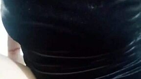 Mi vecino, ayúdame con la cama rota, dije, pero terminamos probándola con su rica verga clavada toda en mi conchita hasta sentirla dentro. Prt2 de orgasmo pov con latina vecina en doggystyle y misionero.