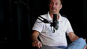 hey, i entered porn because my daughter invited me, i was a farmer and always admired her, andressa urach, about the controversies - carlos urach on sheer red