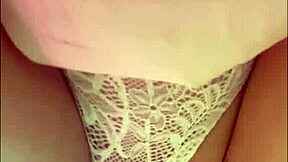 业余18+少女兴奋后给熟女妓口交