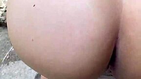 OTRA VEZ FOLLO el culo apretado de mi prima with ANAL CREAMPIE behind rocky hill in forest