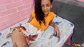 Minha enteada me pede sexo anal in wild teen cosplay with cum and assfucking!