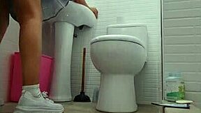 Mi profesor de ingles teaches this young 18yo latina babe in miniskirt some intimate lessons